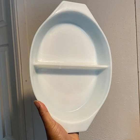 vtg Pyrex Snowflake Divided Dish w Lid